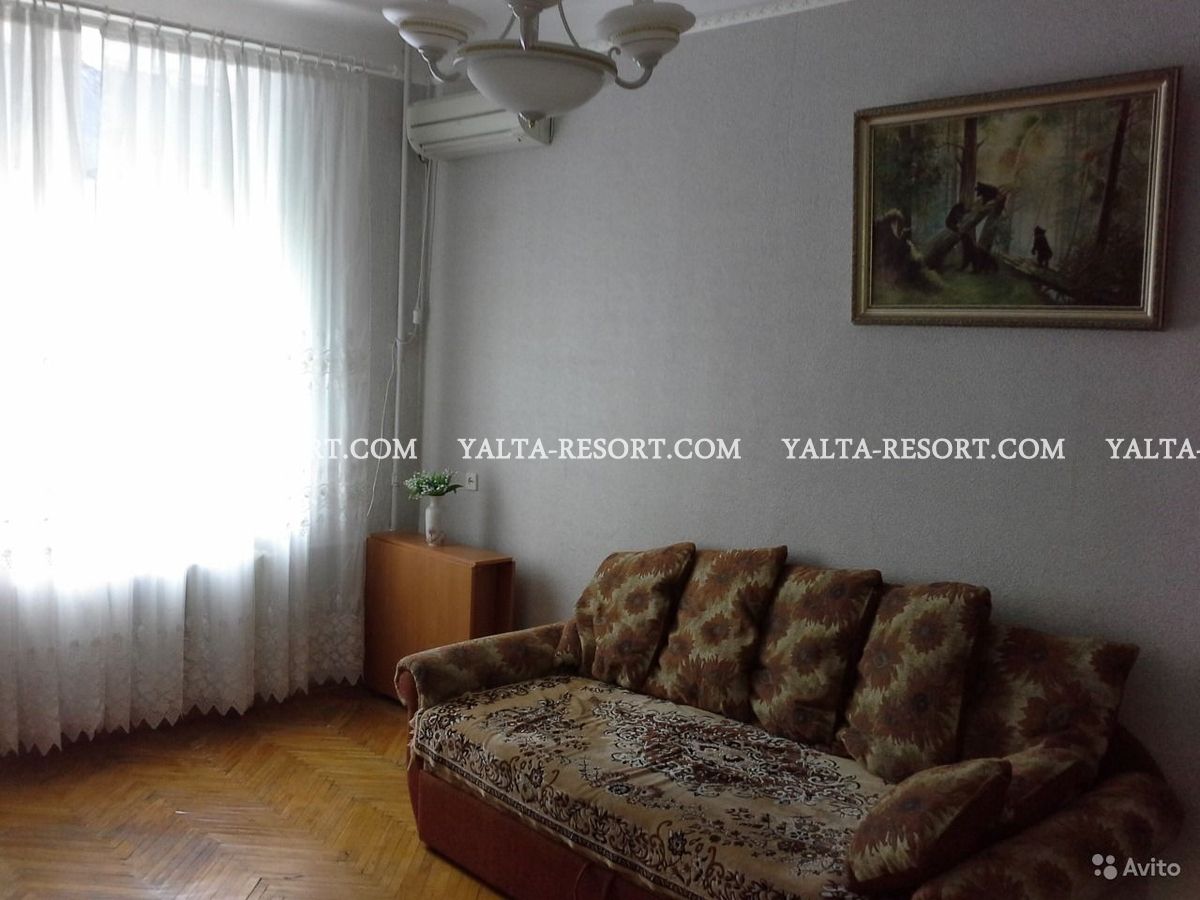 Двухкомнатная квартира в Ялте ул. Васильева